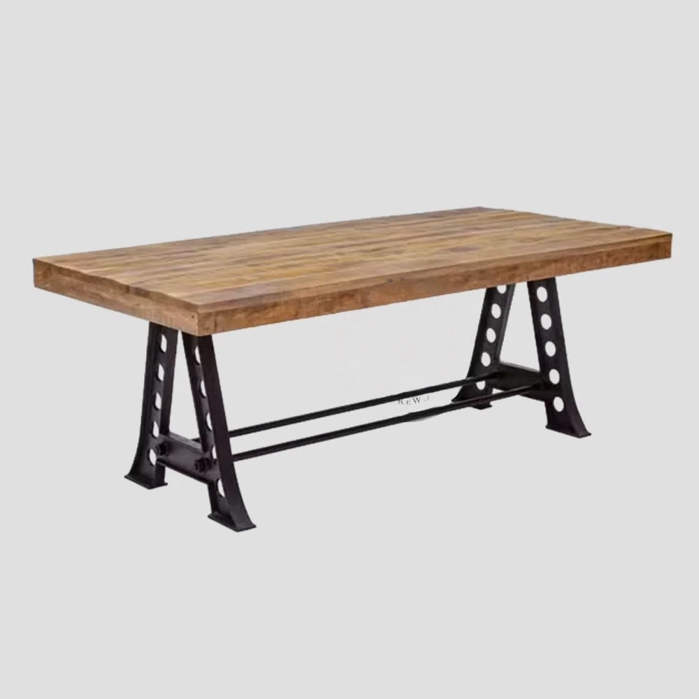 Dining Table in Jodhpur